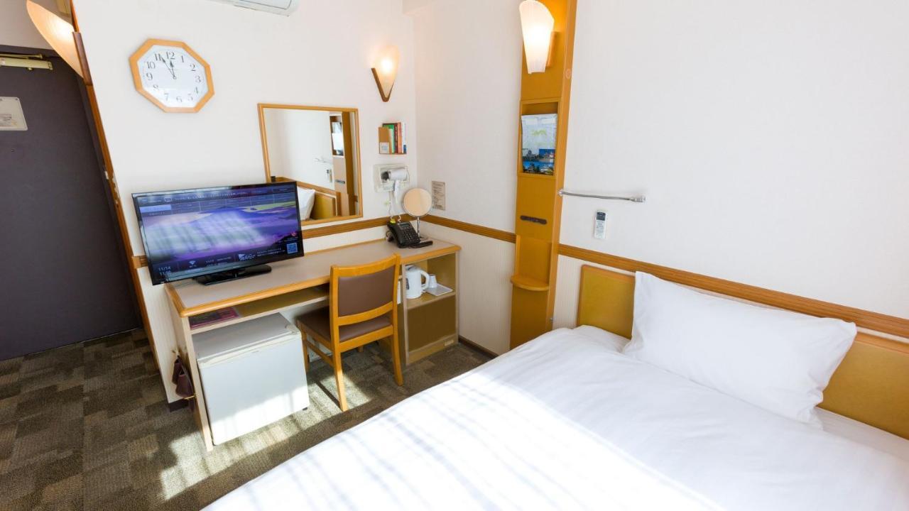 Toyoko Inn Osaka Sakai-Higashi-Eki Sakai  Buitenkant foto