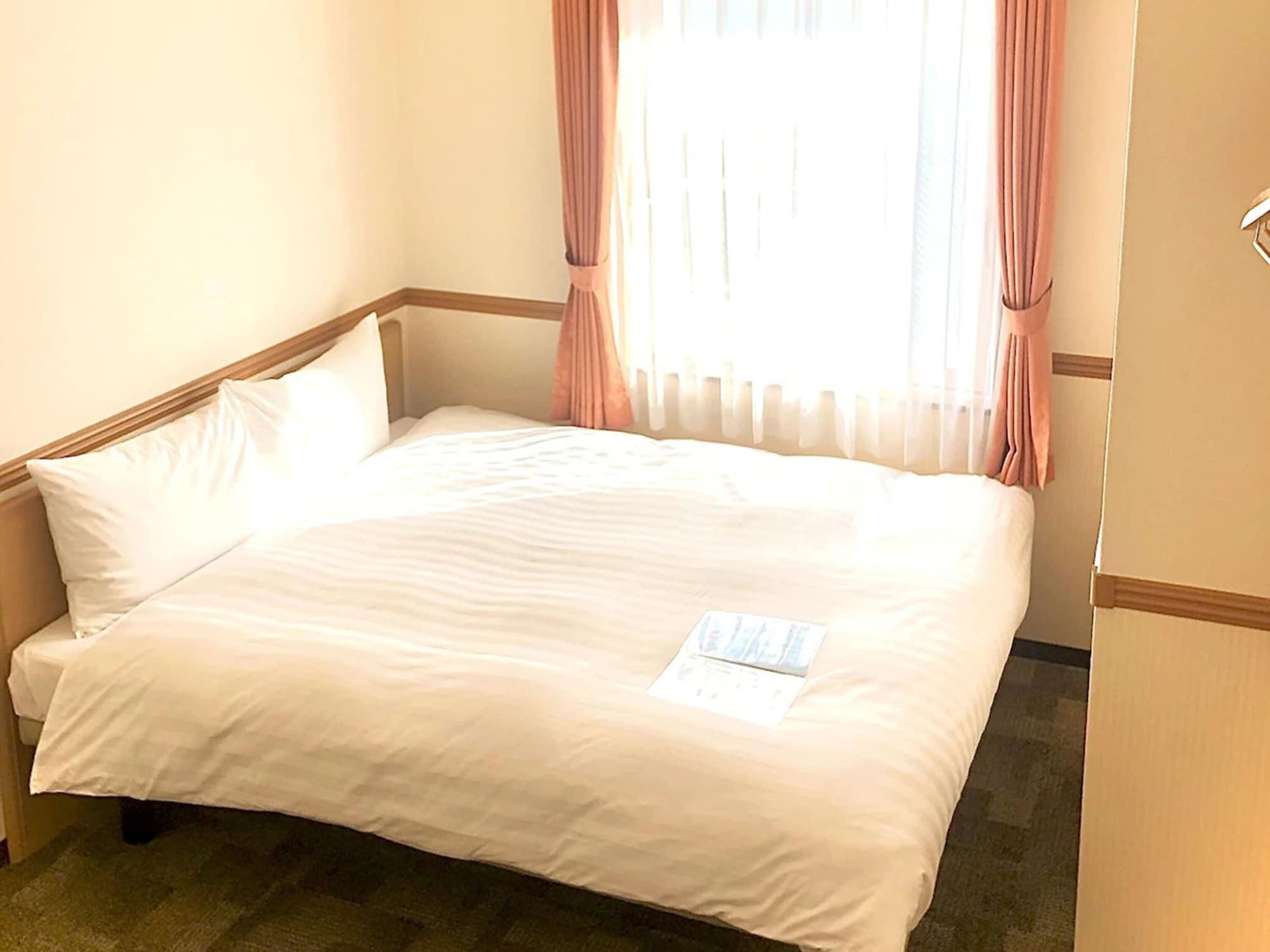 Toyoko Inn Osaka Sakai-Higashi-Eki Sakai  Buitenkant foto